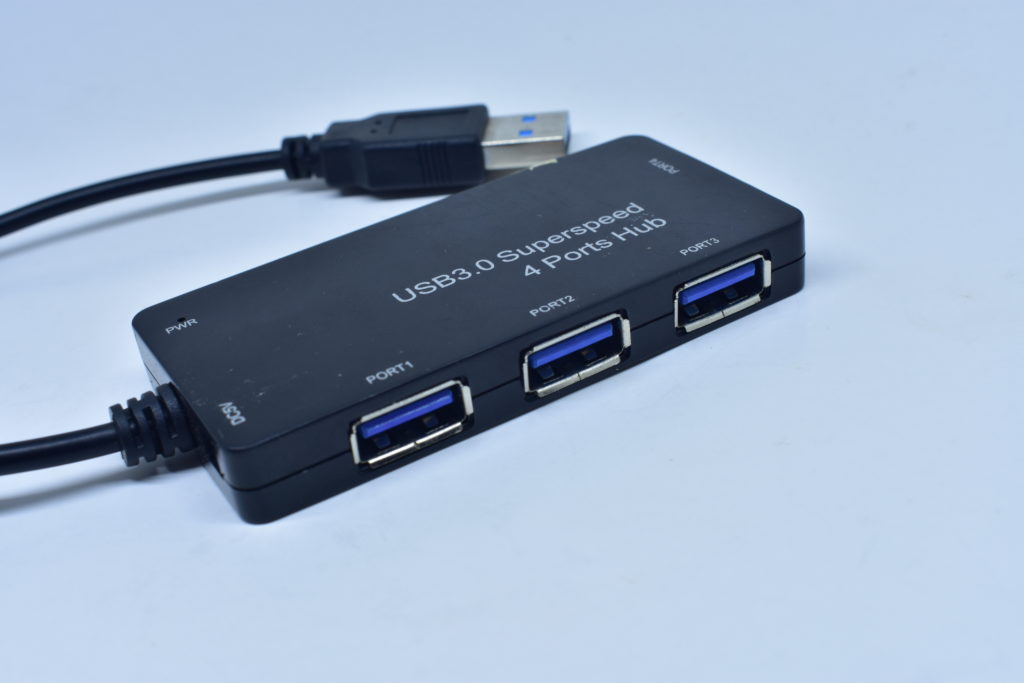 Superspeed USB 3.0 4 ports hub.